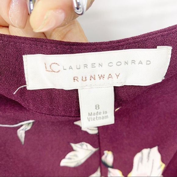 Lauren Conrad Runway Floral gaucho Cropped pants 8 - Picture 8 of 9